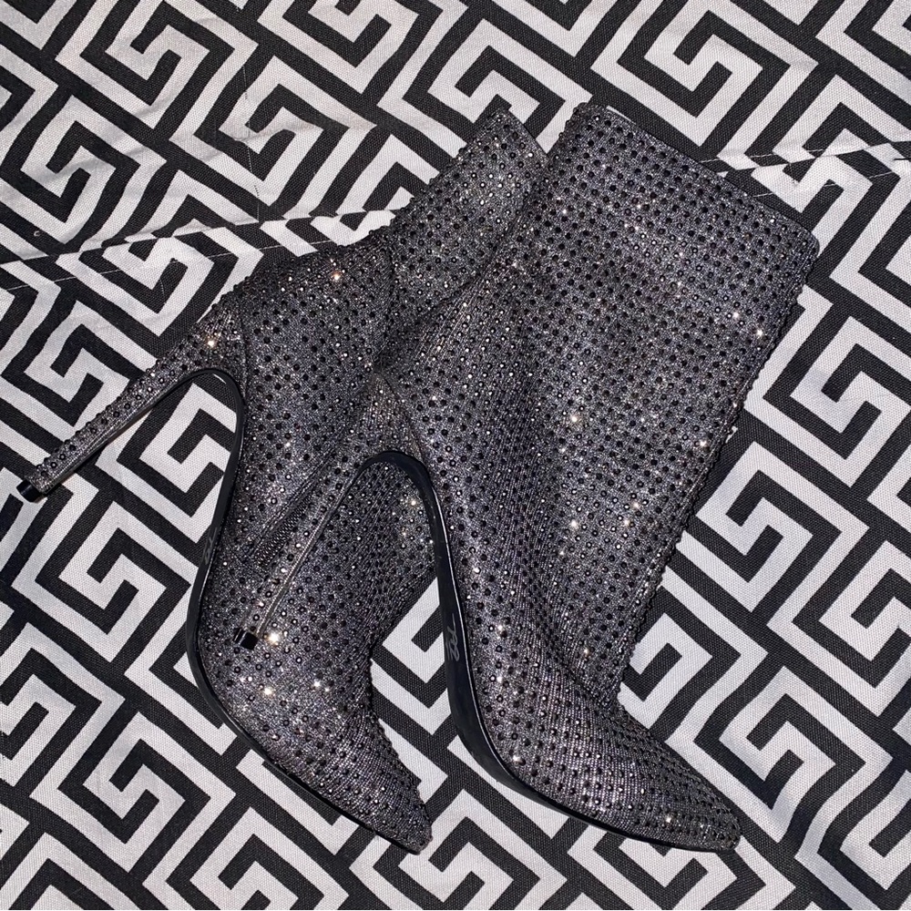 Steve Madden WIFEY cardi B stellito ankle boots 9 silver - Picture 7 of 15